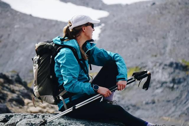 如何選擇沖鋒衣?戶外裝備實驗室最新沖鋒衣全面介紹及選購指南