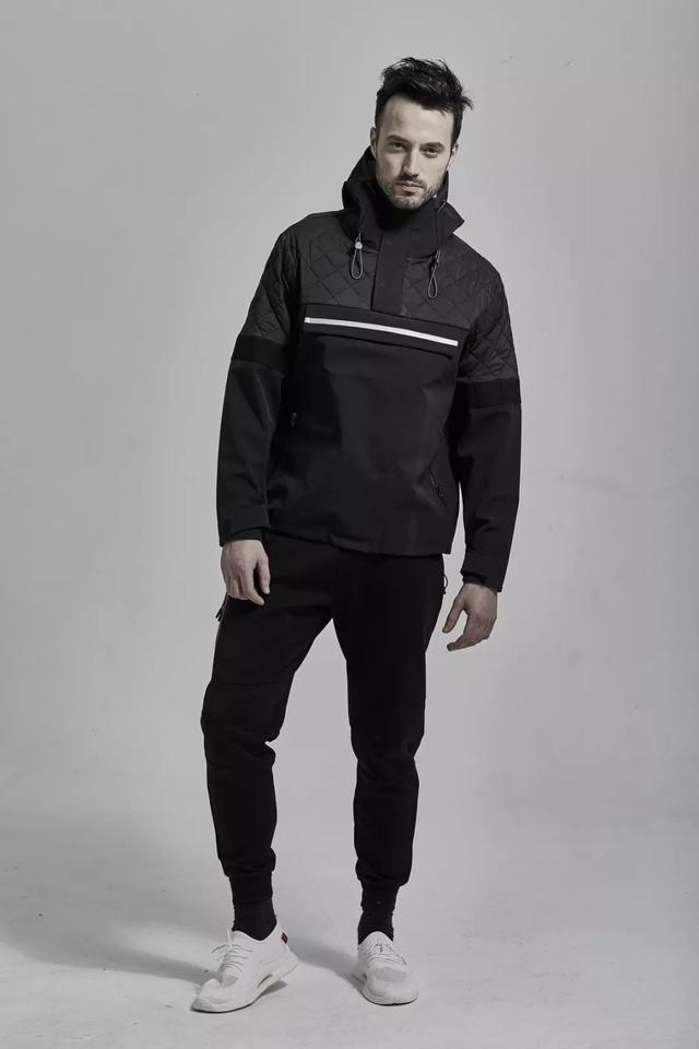 沒搶到KAWS聯名T恤?亞太戶外展這些潮流機能品牌不服