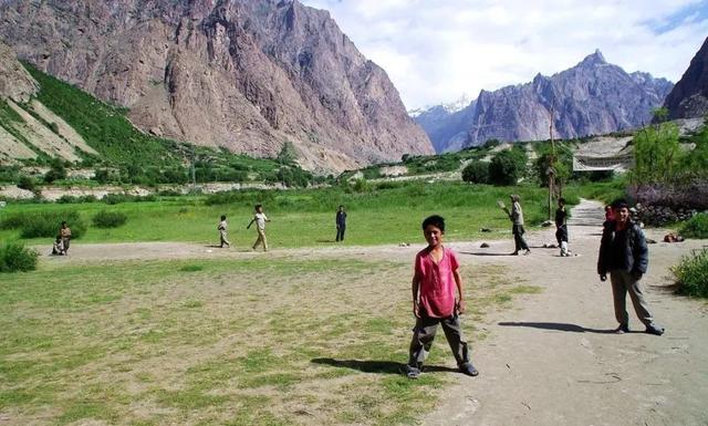 徒步愛好者的終極目標,巴基斯坦喬戈里峰K2大本營徒步全攻略