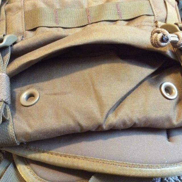 Gregory格里高利經(jīng)典戶外戰(zhàn)術(shù)背包開箱,城市通勤也可使用