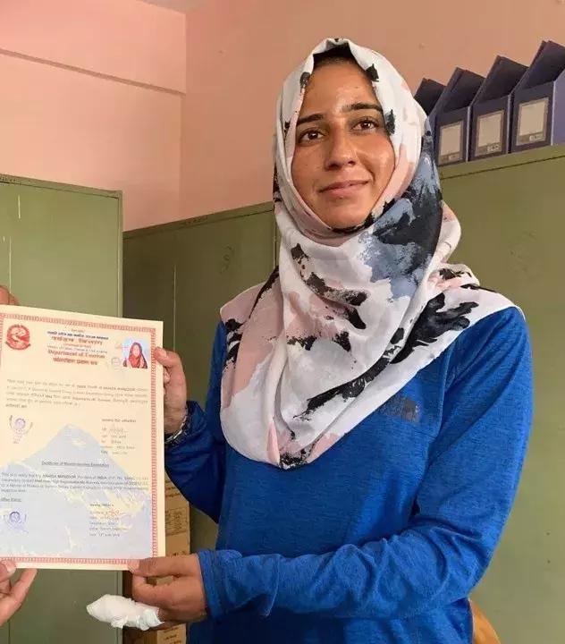 登頂珠峰造假?又一名印度登山者“偽”登頂照被發現