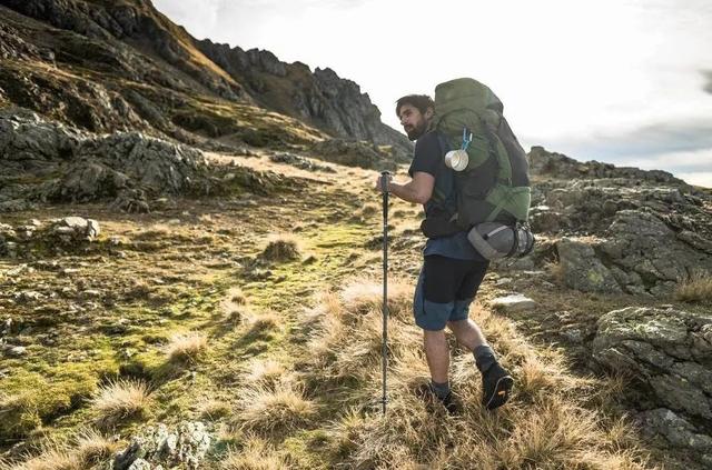 戶外背包登山包選購指南和正確打包方法,讓你在山野里走得更遠