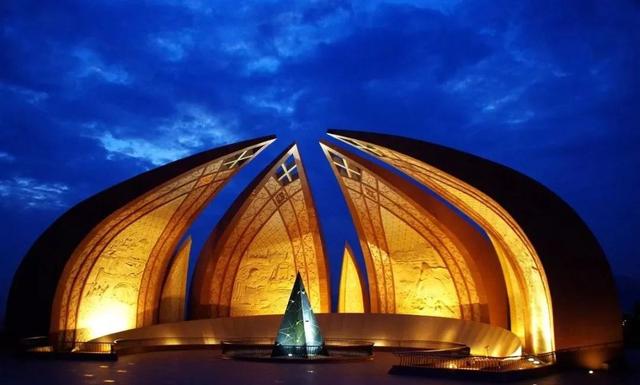 徒步愛好者的終極目標,巴基斯坦喬戈里峰K2大本營徒步全攻略