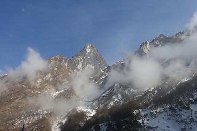 去不了珠峰沒關(guān)系,先來看看雪季尼泊爾ABC徒步全攻略
