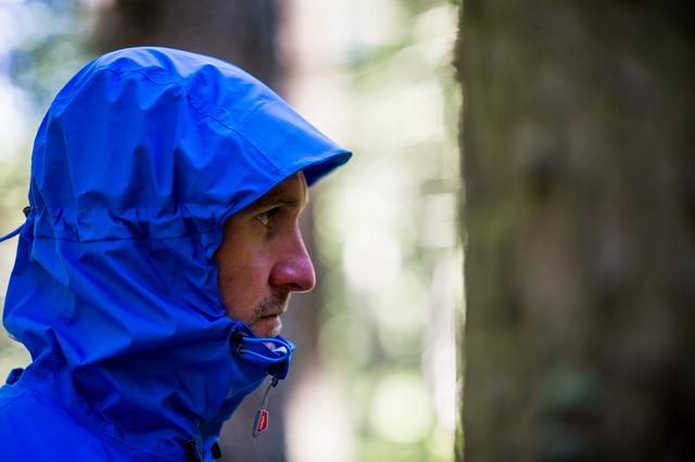 戶外沖鋒衣(硬殼)哪個品牌的好,戶外裝備實驗室推薦