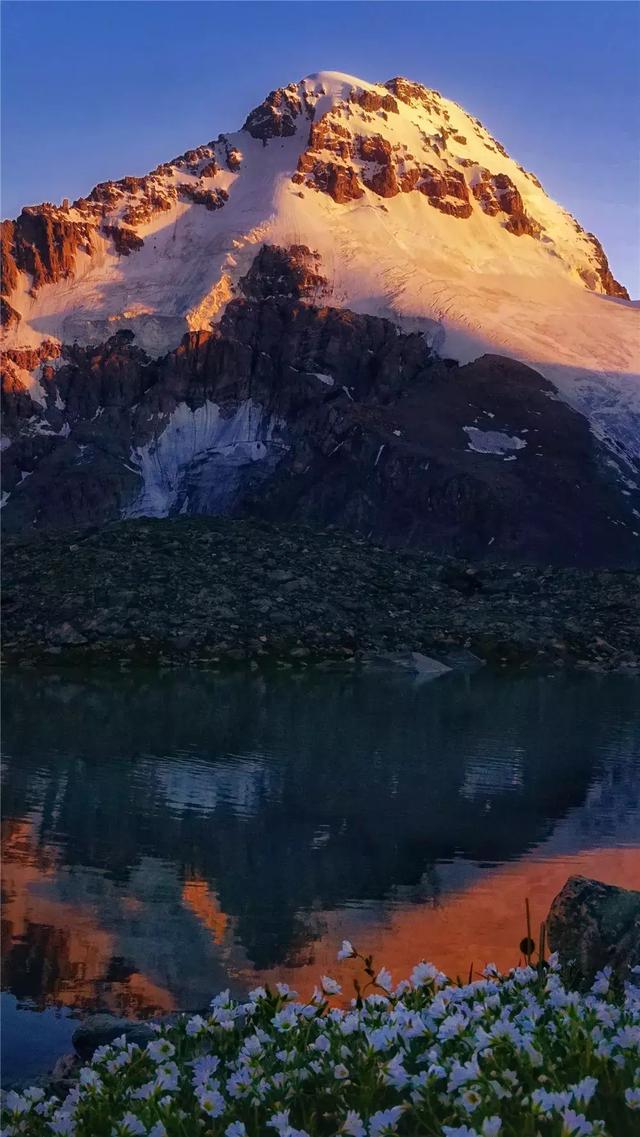 博格達大環線,要來新疆旅游這份頂級徒步路線攻略一定要看