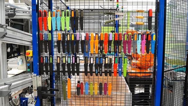 戶外刀具是如何制作的？參觀瑞典品牌Mora工廠