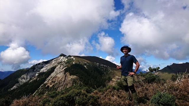 且行且珍惜,美國運動護具品牌LP護膝評測