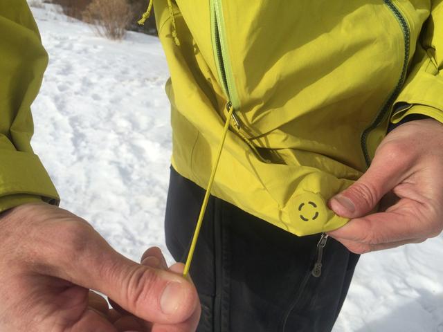 戶外沖鋒衣(硬殼)哪個品牌的好,戶外裝備實驗室推薦