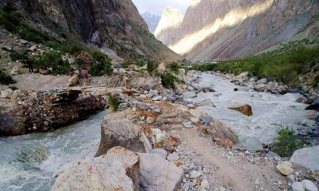 徒步愛好者的終極目標,巴基斯坦喬戈里峰K2大本營徒步全攻略