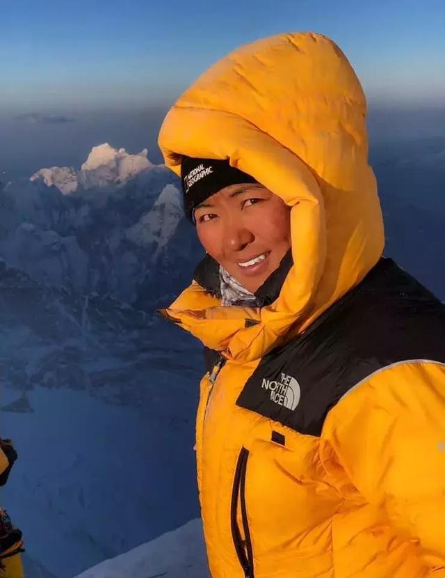 一位資深珠峰向?qū)У目捶?登珠峰如何提高在山上的安全性