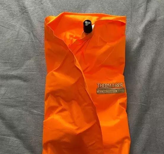 戶外露營防潮墊有哪些講究?Therm-a-Rest戶外墊實測開箱