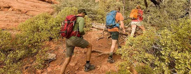 戶外裝備除了戶外鞋,戶外活動的襪子怎么挑?