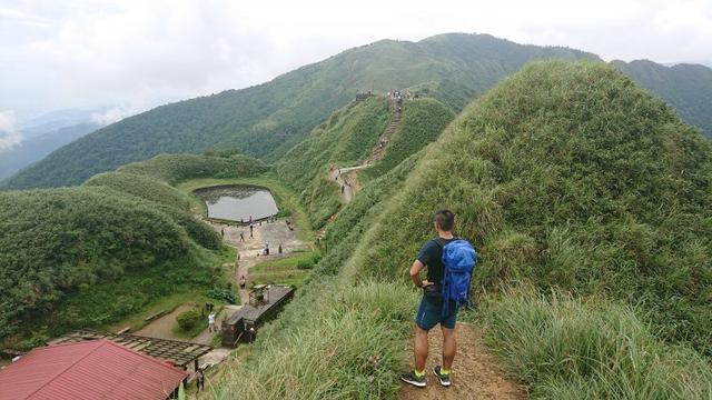 新款猛犸象Mammut背包裝備開箱測評,感受人包合一的背負體驗