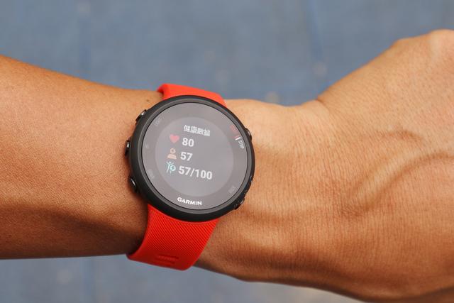 garmin佳明Forerunner 45腕表開箱測評,一款入門級運動手表