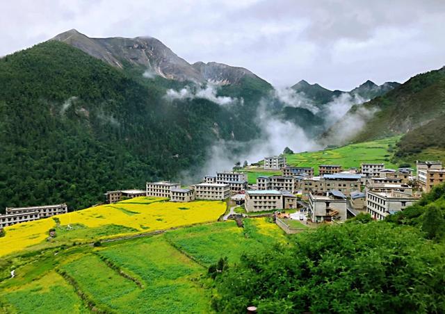 稻城亞丁自由行,稻城亞丁景點(diǎn)3天2夜旅游攻略