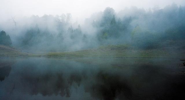 夏季戶(hù)外徒步登山的衣物穿搭原則，看看都有哪些？