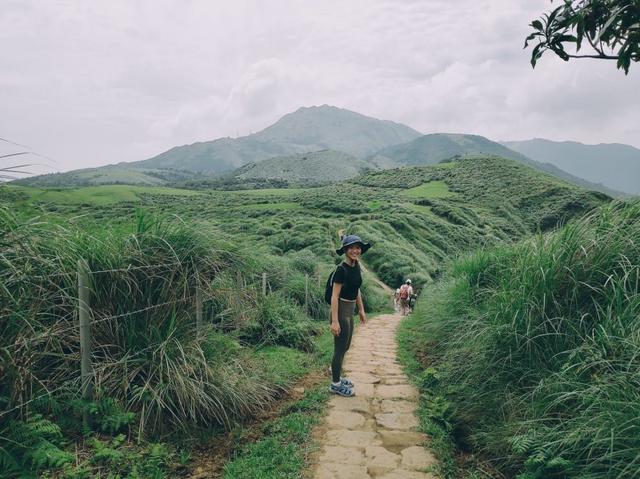 妹子的第一雙時尚運動涼鞋,讓Keen的這雙戶外涼鞋帶領我一起去探險