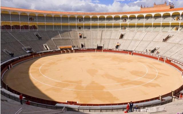 馬德里自由行全攻略,馬德里旅游必備常識、必逛景點、美食、購物好去處指南