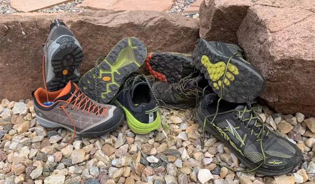 有一款好的戶外登山徒步鞋,才能讓你走的更遠