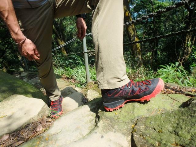 購買戶外登山鞋的新選擇,猛犸象Mammut高幫防水登山鞋測評