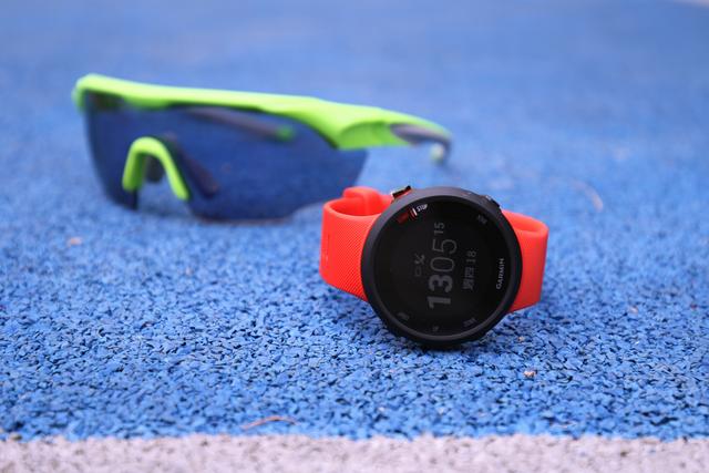 garmin佳明Forerunner 45腕表開箱測評,一款入門級運動手表