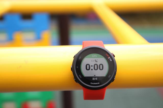 garmin佳明Forerunner 45腕表開(kāi)箱測(cè)評(píng),一款入門級(jí)運(yùn)動(dòng)手表 garmin佳明Forerunner 45腕表開(kāi)箱測(cè)評(píng),一款入門級(jí)運(yùn)動(dòng)手表