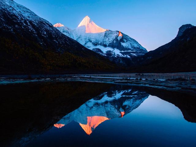 稻城亞丁自由行,稻城亞丁景點(diǎn)3天2夜旅游攻略