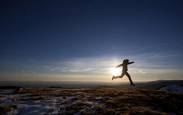 新手登山需要準備什么?超全的登山準備讓你的登山旅程有備無患