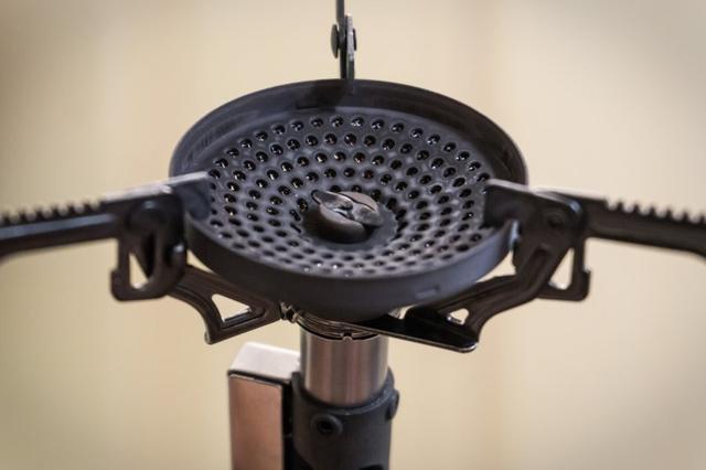 戶外登山露營野營炊具KOVEA超輕爐頭實測,不僅小巧易帶且實用方便