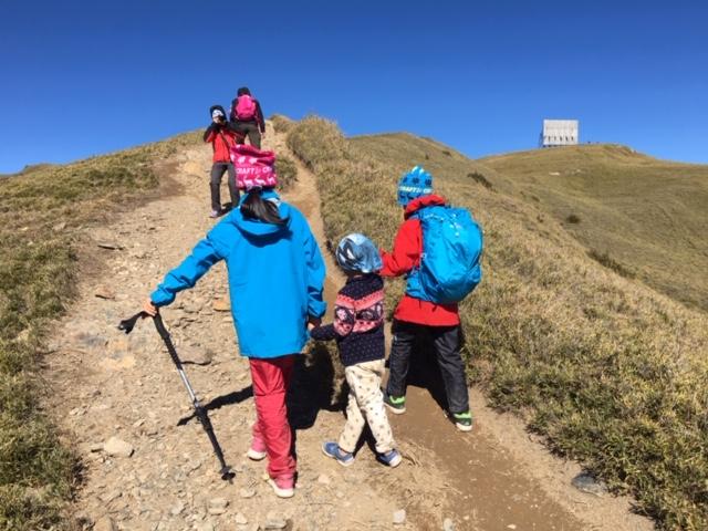 讓孩子們愛(ài)上戶外活動(dòng),全家能一起去登山徒步