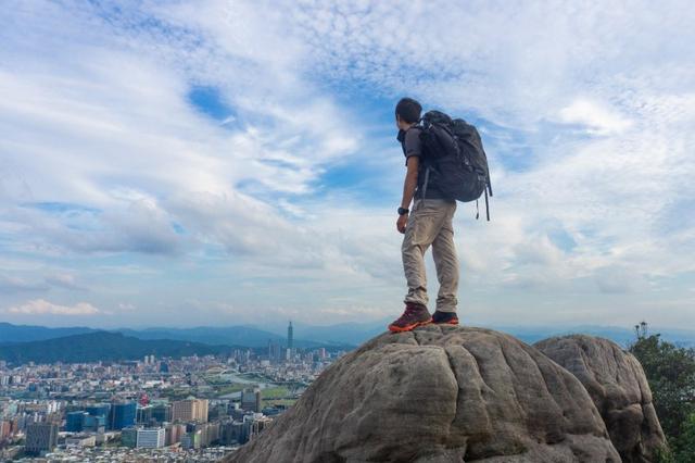 購買戶外登山鞋的新選擇,猛犸象Mammut高幫防水登山鞋測評