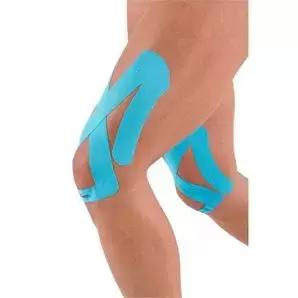 驢友翻山越嶺傷膝蓋,知道這些,登山再也不怕傷膝蓋