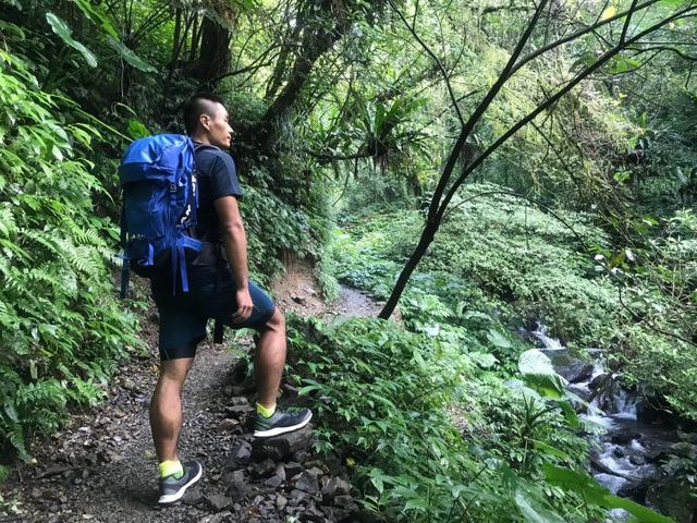 新款猛犸象Mammut背包裝備開箱測評,感受人包合一的背負體驗