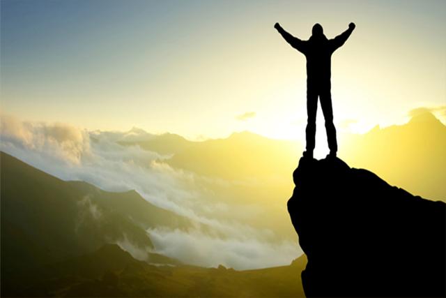 如何挑選登山背包?登山背包和旅行背包的區別?