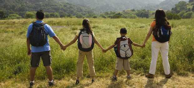 如何挑選登山背包?登山背包和旅行背包的區別?
