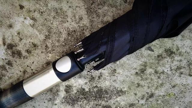 來自德國歐賽姆(EUROSCHIRM) 防身雨傘,荒野探險結實又耐用