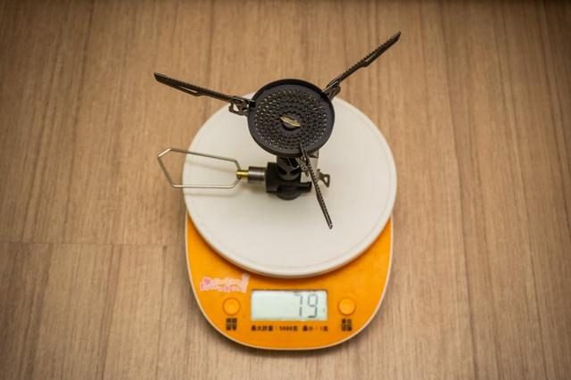 戶外登山露營野營炊具KOVEA超輕爐頭實測,不僅小巧易帶且實用方便