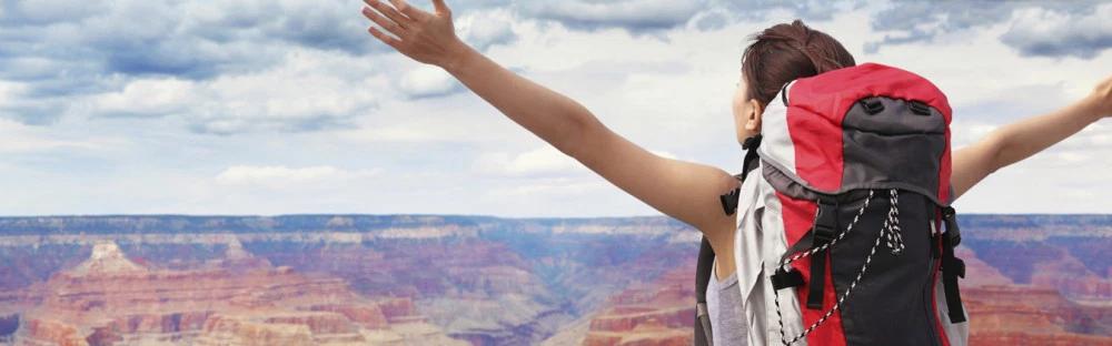 如何挑選登山背包?登山背包和旅行背包的區別?