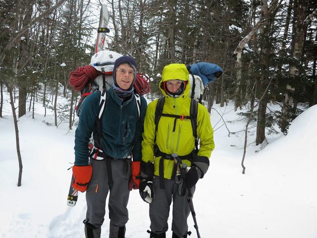 抓絨衣哪個品牌好?教你挑選正確的抓絨衣