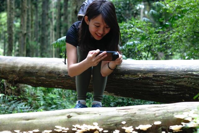 妹子的第一雙時尚運動涼鞋,讓Keen的這雙戶外涼鞋帶領我一起去探險