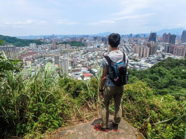 購買戶外登山鞋的新選擇,猛犸象Mammut高幫防水登山鞋測評