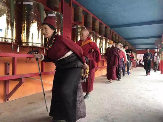 稻城亞丁自由行,稻城亞丁景點(diǎn)3天2夜旅游攻略