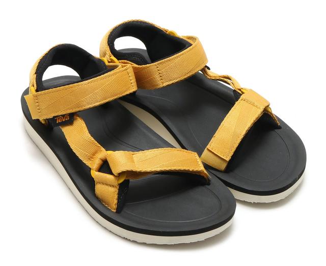 夏天最火的運動涼鞋,穿上Teva戶外涼鞋舒適又時髦