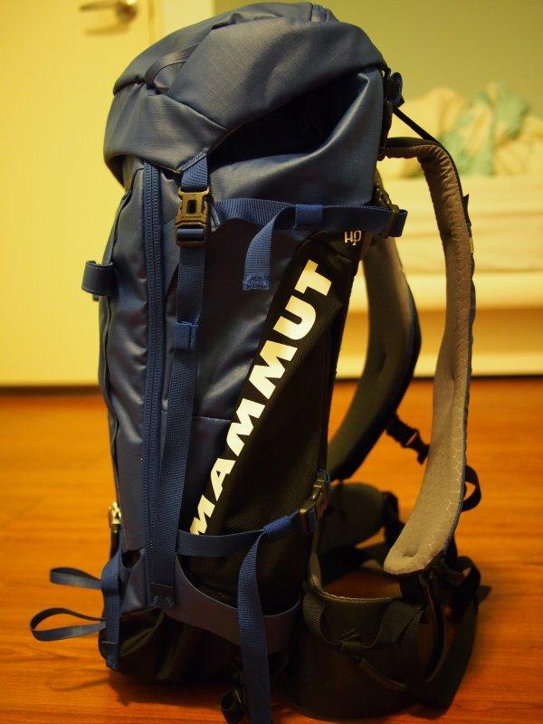 新款猛犸象Mammut背包裝備開箱測評,感受人包合一的背負體驗
