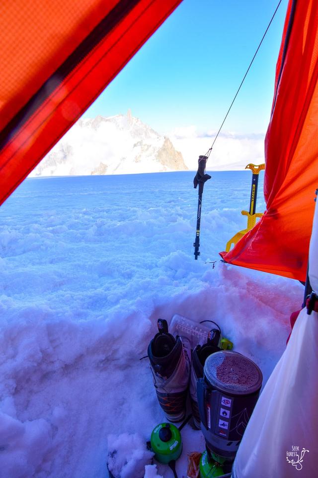 四季帳篷哪一款好?冬季露營扎營我選MSR Access 2帳篷