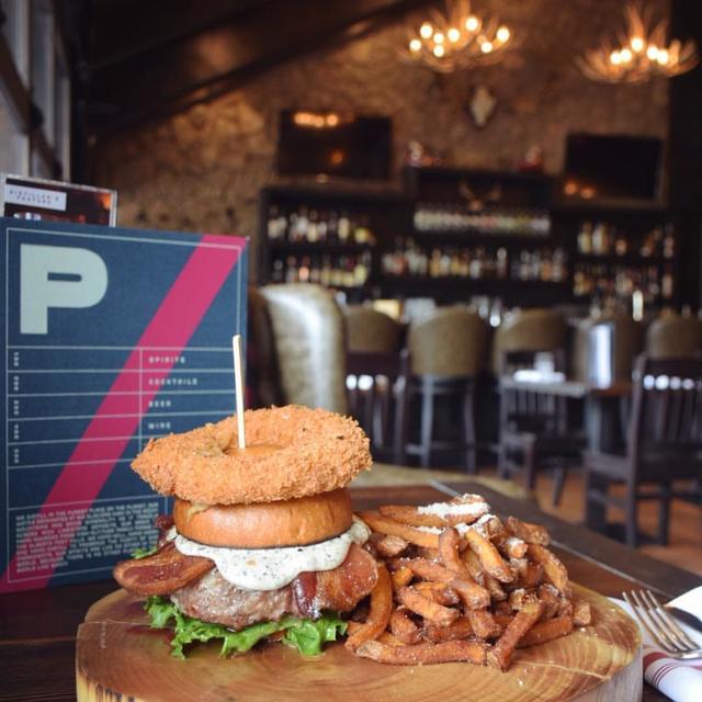 加拿大自由行,班夫小鎮（Banff Town）自助游全攻略