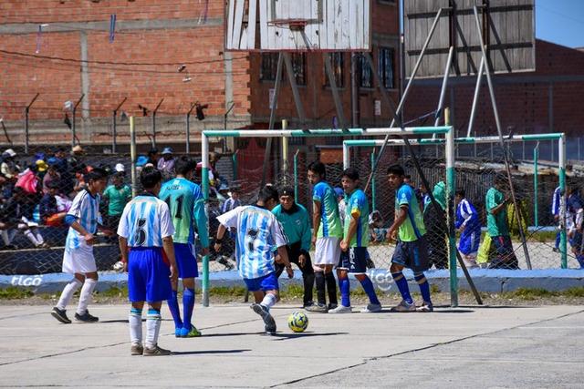 真正的天空之城,世界上最高的首都玻利維亞拉巴斯(La Paz)