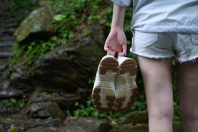 KEEN UNEEK獨一無二的手工編織鞋,旅游外出、上山下海通通搞定