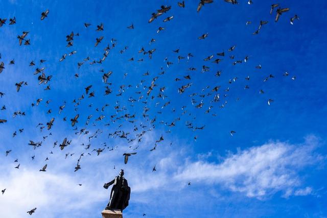 真正的天空之城,世界上最高的首都玻利維亞拉巴斯(La Paz)